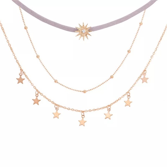 LAST ONE! star layered necklace set✨ - Picture 2 of 3